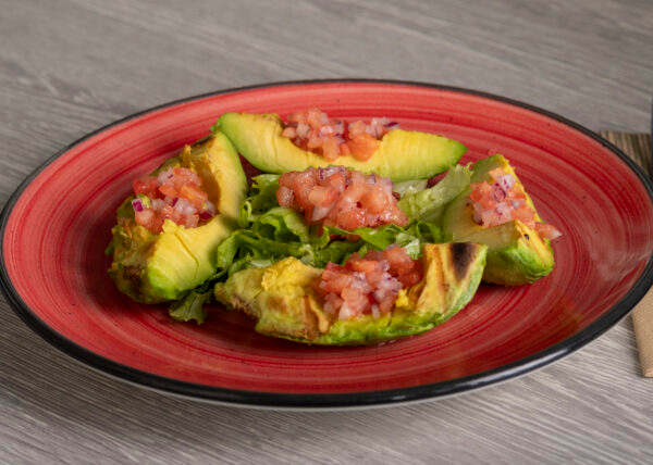 AGUACATE-A-LA-PARRILA-scaled-600x428 GRILLED AVOCADO - Imagen 1